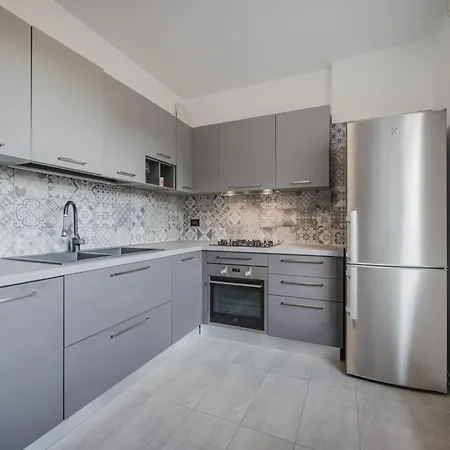 Mattia Flat - 15 Min From & Free Parking